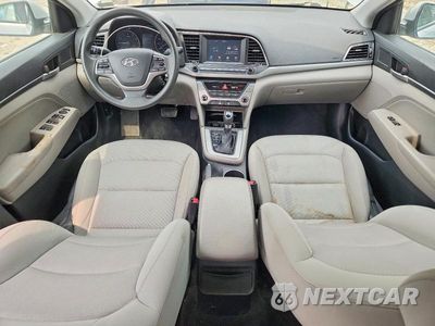 Zdjęcie 8 z 12 samochodu: 2017 HYUNDAI ELANTRA SE VIN:5NPD84LF8HH028838 - miniatura