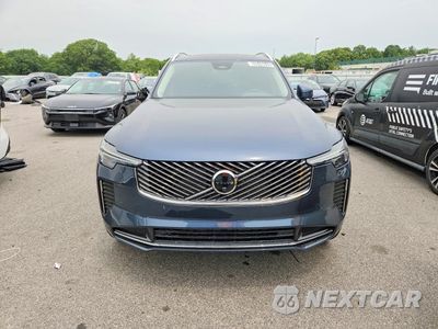 Piąte zdjęcie samochodu w środku: 2026 VOLVO XC90 PLUS VIN:YV4062PE4T1523142 - miniatura