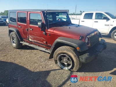 Czwarte zdjęcie samochodu z boku: 2008 JEEP WRANGLER UNLIMITED X VIN:1J4GA39118L635760 - miniatura