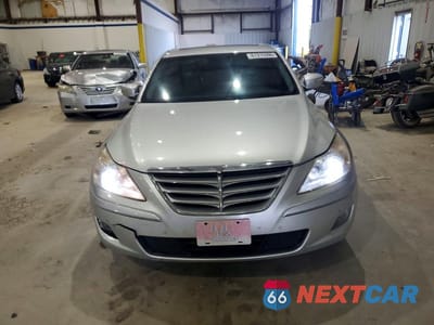 Piąte zdjęcie samochodu w środku: 2010 HYUNDAI GENESIS 3.8L VIN:KMHGC4DE8AU093987 - miniatura