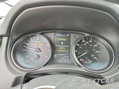 Zdjęcie 9 z 13 samochodu: 2017 NISSAN ROGUE SV VIN:5N1AT2MV4HC808225 - miniatura