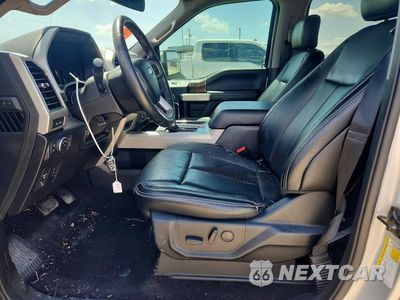 Zdjęcie 7 z 12 samochodu: 2019 FORD F150 LARIAT VIN:1FTEW1C57KKC67774 - miniatura