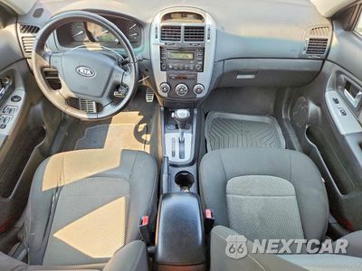 Zdjęcie 8 z 12 samochodu: 2009 KIA SPECTRA SPECTRA5 SX VIN:KNAFE242295025529 - miniatura
