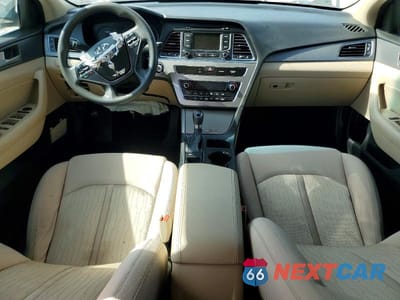 Zdjęcie 8 z 12 samochodu: 2016 HYUNDAI SONATA HYBRID SE VIN:KMHE24L16GA009121 - miniatura