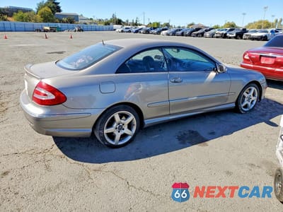 Trzecie zdjęcie samochodu z tyłu: 2005 MERCEDES-BENZ CLK 500 VIN:WDBTJ75J95F126266 - miniatura