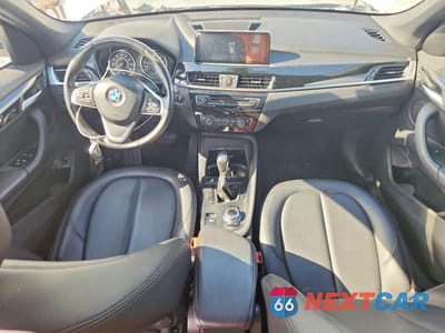 Zdjęcie 8 z 14 samochodu: 2017 BMW X1 XDRIVE28I VIN:WBXHT3C3XH5F72182 - miniatura