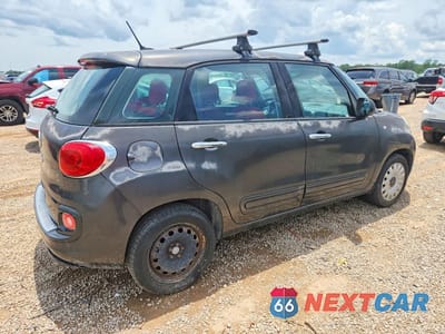Trzecie zdjęcie samochodu z tyłu: 2015 FIAT 500L POP VIN:ZFBCFAAH5FZ030611 - miniatura