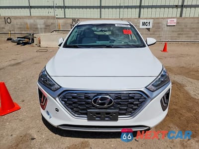 Piąte zdjęcie samochodu w środku: 2021 HYUNDAI IONIQ SE VIN:KMHC65LD3MU254996 - miniatura