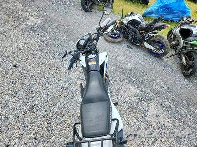 Zdjęcie 6 z 8 samochodu: 2025 HONDA XR150L E VIN:3H1KD131XSD201472 - miniatura