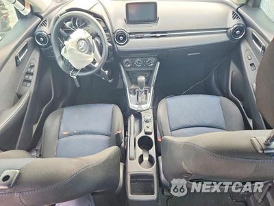 Zdjęcie 8 z 13 samochodu: 2018 TOYOTA YARIS IA BASE VIN:3MYDLBYV8JY308739 - miniatura