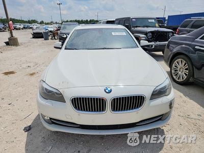 Piąte zdjęcie samochodu w środku: 2011 BMW 528 I VIN:WBAFR1C56BC743726 - miniatura
