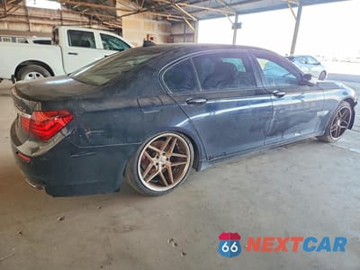 Trzecie zdjęcie samochodu z tyłu: 2015 BMW 740 LI VIN:WBAYE4C58FD139004 - miniatura