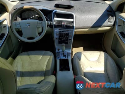 Zdjęcie 8 z 13 samochodu: 2010 VOLVO XC60 3.2 VIN:YV4982DL5A2124428 - miniatura