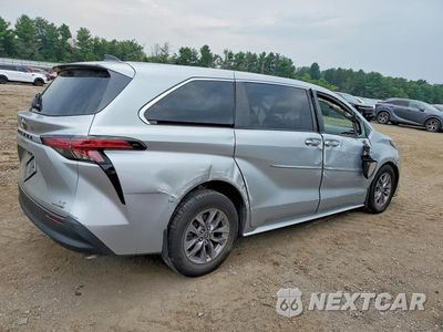 Trzecie zdjęcie samochodu z tyłu: 2021 TOYOTA SIENNA LE VIN:5TDKRKEC7MS039006 - miniatura