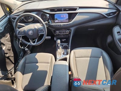 Zdjęcie 8 z 13 samochodu: 2023 BUICK ENCORE GX SELECT VIN:KL4MMDSL9PB120845 - miniatura