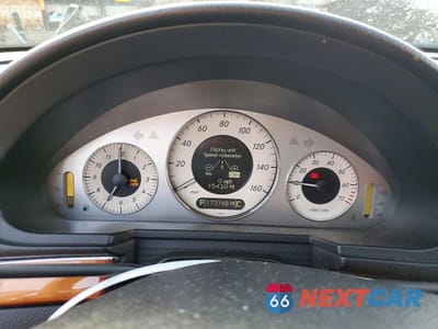 Zdjęcie 9 z 12 samochodu: 2007 MERCEDES-BENZ E 350 VIN:WDBUF56X87B179869 - miniatura