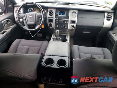 Zdjęcie 8 z 13 samochodu: 2017 FORD EXPEDITION XLT VIN:1FMJU1HT4HEA14619 - miniatura