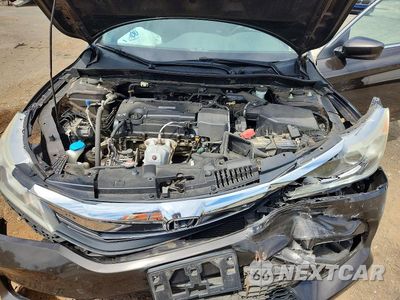 Zdjęcie 11 z 12 samochodu: 2017 HONDA ACCORD LX VIN:1HGCR2F30HA032227 - miniatura