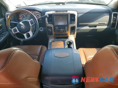 Zdjęcie 8 z 13 samochodu: 2016 RAM 3500 LONGHORN VIN:3C63RRKL3GG208823 - miniatura