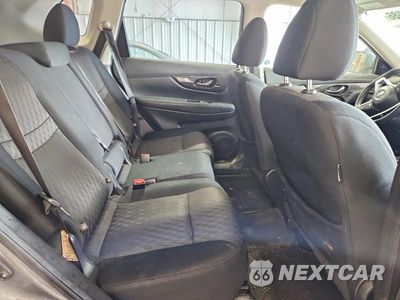 Zdjęcie 10 z 12 samochodu: 2018 NISSAN ROGUE S VIN:5N1AT2MT2JC728796 - miniatura