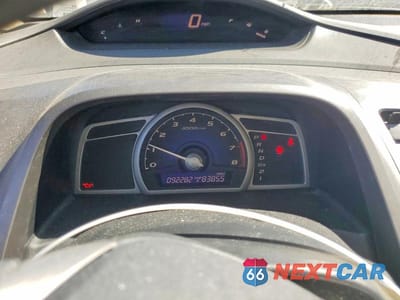 Zdjęcie 9 z 13 samochodu: 2010 HONDA CIVIC LX VIN:19XFA1F58AE063436 - miniatura