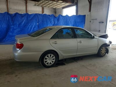 Trzecie zdjęcie samochodu z tyłu: 2006 TOYOTA CAMRY LE VIN:4T1BE32K66U647140 - miniatura