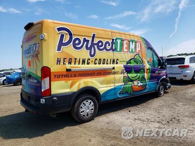 Trzecie zdjęcie samochodu z tyłu: 2020 FORD TRANSIT T-250 VIN:1FTBR1C87LKB56678 - miniatura