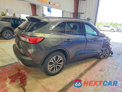 Trzecie zdjęcie samochodu z tyłu: 2020 FORD ESCAPE SEL VIN:1FMCU9H65LUA97431 - miniatura
