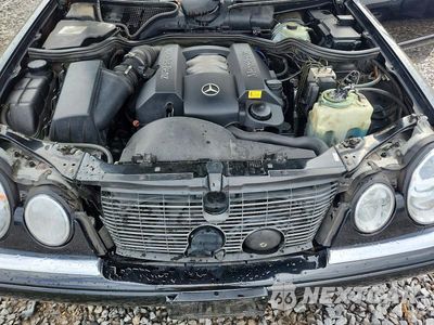 Zdjęcie 11 z 12 samochodu: 1998 MERCEDES-BENZ E 320 VIN:WDBJF65F5WA674682 - miniatura