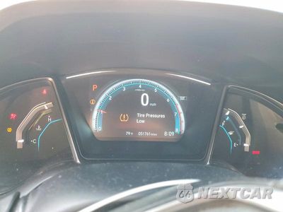 Zdjęcie 9 z 12 samochodu: 2018 HONDA CIVIC EX VIN:SHHFK7H58JU406932 - miniatura