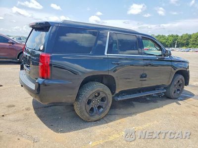 Trzecie zdjęcie samochodu z tyłu: 2019 CHEVROLET TAHOE K1500 LS VIN:1GNSKAKC1KR220804 - miniatura