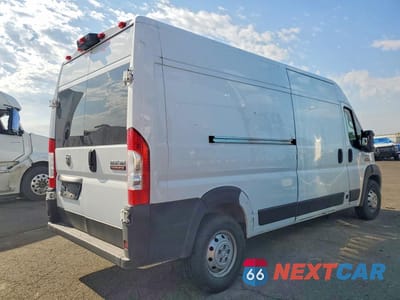 Trzecie zdjęcie samochodu z tyłu: 2020 RAM PROMASTER - DELIVERY VAN VIN:3C6URVHG6LE126985 - miniatura