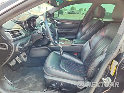 Zdjęcie 7 z 12 samochodu: 2016 MASERATI GHIBLI S VIN:ZAM57RTA6G1176352 - miniatura