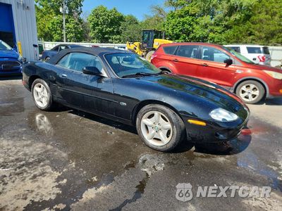 Czwarte zdjęcie samochodu z boku: 1999 JAGUAR XK8 VIN:SAJGX204XXC041884 - miniatura