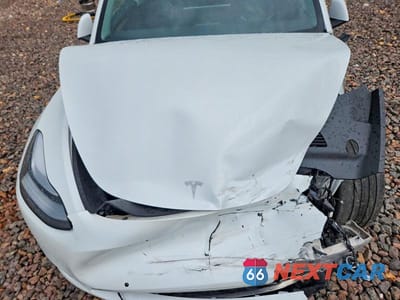 Zdjęcie 11 z 12 samochodu: 2022 TESLA MODEL Y VIN:7SAYGDEE6NA016352 - miniatura