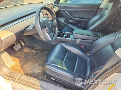 Zdjęcie 7 z 13 samochodu: 2019 TESLA MODEL 3 VIN:5YJ3E1EA2KF508173 - miniatura