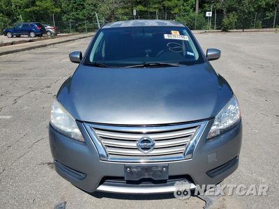 Piąte zdjęcie samochodu w środku: 2014 NISSAN SENTRA S VIN:3N1AB7AP4EY253731 - miniatura