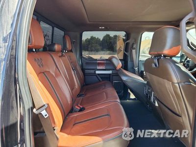 Zdjęcie 10 z 13 samochodu: 2019 FORD F350 SUPER DUTY VIN:1FT8W3BT0KEC97822 - miniatura
