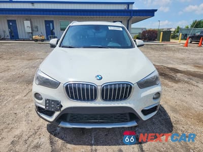 Piąte zdjęcie samochodu w środku: 2016 BMW X1 XDRIVE28I VIN:WBXHT3C36G5E53463 - miniatura