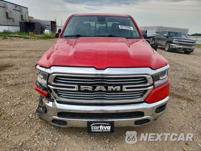 Piąte zdjęcie samochodu w środku: 2019 RAM 1500 LARAMIE VIN:1C6SRFJT3KN746952 - miniatura