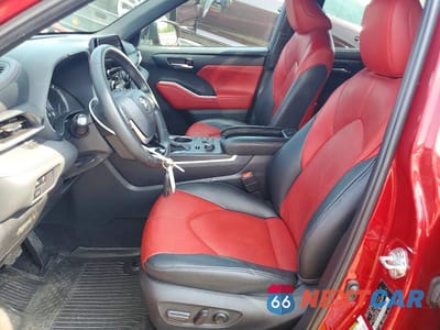 Zdjęcie 7 z 13 samochodu: 2024 TOYOTA HIGHLANDER XSE VIN:5TDKDRBH2RS533806 - miniatura