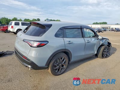 Trzecie zdjęcie samochodu z tyłu: 2025 HONDA HR-V SPORT VIN:3CZRZ2H51SM731846 - miniatura