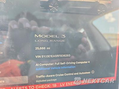 Zdjęcie 9 z 12 samochodu: 2024 TESLA MODEL 3 VIN:5YJ3E1EA5RF836293 - miniatura