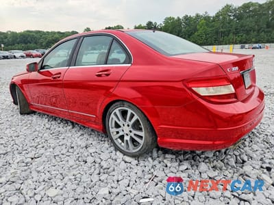 Drugie zdjęcie samochodu z przodu: 2011 MERCEDES-BENZ C 300 VIN:WDDGF5EB2BF647056 - miniatura