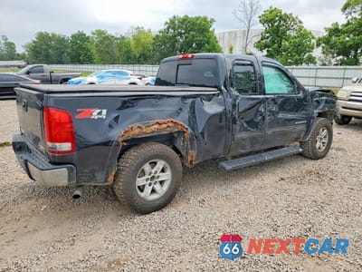 Trzecie zdjęcie samochodu z tyłu: 2013 GMC SIERRA K1500 SLE VIN:1GTR2VE71DZ278024 - miniatura