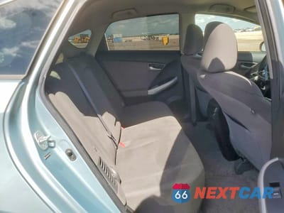 Zdjęcie 10 z 12 samochodu: 2012 TOYOTA PRIUS TWO VIN:JTDKN3DUXC1604114 - miniatura