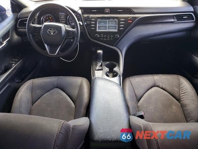 Zdjęcie 8 z 12 samochodu: 2019 TOYOTA CAMRY LE VIN:4T1B11HK1KU790143 - miniatura