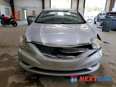 Piąte zdjęcie samochodu w środku: 2011 HYUNDAI SONATA GLS VIN:5NPEB4ACXBH014526 - miniatura