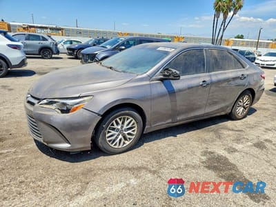 2016 TOYOTA CAMRY LE 4T4BF1FK4GR571579 - główne zdjęcie licytacji z USA - miniatura