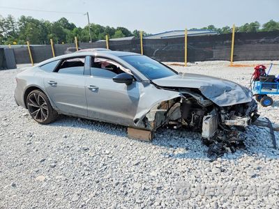 Czwarte zdjęcie samochodu z boku: 2022 AUDI RS7 VIN:WUAPCBF28NN905075 - miniatura